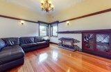https://images.listonce.com.au/custom/160x/listings/5-murrumbeena-crescent-murrumbeena-vic-3163/657/01746657_img_07.jpg?9uQtoBPmBVI