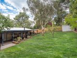 https://images.listonce.com.au/custom/160x/listings/5-naroo-road-mooroolbark-vic-3138/115/01524115_img_14.jpg?ycx9qWD4eoo