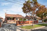 https://images.listonce.com.au/custom/160x/listings/5-neale-street-preston-vic-3072/511/01388511_img_01.jpg?sGuAqhmJN8U