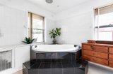 https://images.listonce.com.au/custom/160x/listings/5-neale-street-preston-vic-3072/511/01388511_img_08.jpg?Izr4K25ir6w