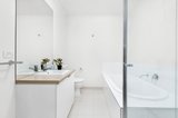 https://images.listonce.com.au/custom/160x/listings/5-newcastle-drive-mulgrave-vic-3170/432/01765432_img_05.jpg?PErtCQCkXeU