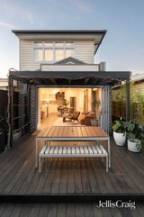 https://images.listonce.com.au/custom/160x/listings/5-newman-street-thornbury-vic-3071/762/01931762_img_21.jpg?fmk69H8a7_M
