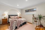 https://images.listonce.com.au/custom/160x/listings/5-northam-street-glen-waverley-vic-3150/740/01985740_img_10.jpg?NIfFpk2XuSw