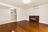 https://images.listonce.com.au/custom/160x/listings/5-oakham-avenue-burwood-east-vic-3151/953/01911953_img_06.jpg?3XQfa_nBhNI