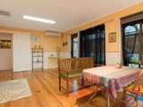 https://images.listonce.com.au/custom/160x/listings/5-oswin-court-kilsyth-vic-3137/620/01524620_img_07.jpg?BD41yu9fOIA