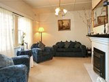 https://images.listonce.com.au/custom/160x/listings/5-page-avenue-port-melbourne-vic-3207/447/01793447_img_04.jpg?bdChJTzYn_U