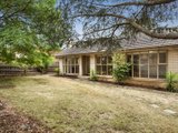 https://images.listonce.com.au/custom/160x/listings/5-paisley-street-box-hill-north-vic-3129/999/01684999_img_02.jpg?blvX2Bsy09M