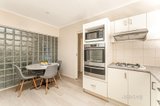 https://images.listonce.com.au/custom/160x/listings/5-paljan-court-cheltenham-vic-3192/687/01542687_img_05.jpg?dDu2_td58xY