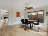 https://images.listonce.com.au/custom/160x/listings/5-palm-grove-kilsyth-vic-3137/793/01525793_img_08.jpg?k4OF8knhc48