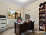 https://images.listonce.com.au/custom/160x/listings/5-palm-grove-kilsyth-vic-3137/793/01525793_img_11.jpg?F--KqDmnIcM