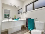 https://images.listonce.com.au/custom/160x/listings/5-palm-grove-kilsyth-vic-3137/793/01525793_img_12.jpg?cFbbkQNwcR0