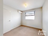https://images.listonce.com.au/custom/160x/listings/5-park-avenue-west-footscray-vic-3012/701/01679701_img_04.jpg?Pfxqzfoian0