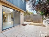 https://images.listonce.com.au/custom/160x/listings/5-park-avenue-west-footscray-vic-3012/701/01679701_img_09.jpg?22EuzTpjftA