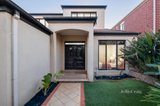 https://images.listonce.com.au/custom/160x/listings/5-park-view-drive-carnegie-vic-3163/810/01530810_img_02.jpg?BhBITMXIE3c