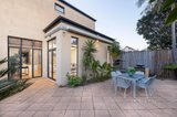 https://images.listonce.com.au/custom/160x/listings/5-park-view-drive-carnegie-vic-3163/810/01530810_img_22.jpg?hcMR8MqyBQQ