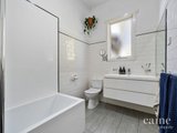 https://images.listonce.com.au/custom/160x/listings/5-parker-street-lake-wendouree-vic-3350/753/01576753_img_12.jpg?moxbxUwHkqM