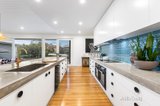 https://images.listonce.com.au/custom/160x/listings/5-parkside-street-sorrento-vic-3943/883/00803883_img_05.jpg?vxcbx05ouN4