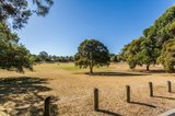 https://images.listonce.com.au/custom/160x/listings/5-penn-street-balwyn-north-vic-3104/857/01942857_img_09.jpg?Ig3ZCVzKLb0