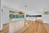 https://images.listonce.com.au/custom/160x/listings/5-peru-court-mount-waverley-vic-3149/581/01769581_img_06.jpg?16OW60jHjkk