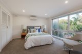 https://images.listonce.com.au/custom/160x/listings/5-peter-budge-avenue-templestowe-vic-3106/204/00990204_img_11.jpg?yOurWm_YMRA