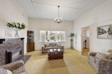 https://images.listonce.com.au/custom/160x/listings/5-peverill-street-balwyn-vic-3103/963/00143963_img_03.jpg?FYGUMikx0pA