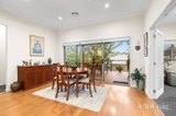 https://images.listonce.com.au/custom/160x/listings/5-phyllis-crescent-mckenzie-hill-vic-3451/178/01882178_img_08.jpg?hkZTT1q5gDg