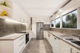 https://images.listonce.com.au/custom/160x/listings/5-pine-court-croydon-vic-3136/941/01808941_img_05.jpg?Kzdc5vvdzB0