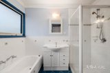 https://images.listonce.com.au/custom/160x/listings/5-pine-court-croydon-vic-3136/941/01808941_img_09.jpg?FOVgQhNyaww