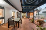 https://images.listonce.com.au/custom/160x/listings/5-pine-court-croydon-vic-3136/941/01808941_img_12.jpg?kDiX5ORvF3M