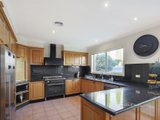 https://images.listonce.com.au/custom/160x/listings/5-point-pleasant-way-south-morang-vic-3752/333/00976333_img_02.jpg?h6eIFg0JlzA