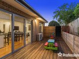 https://images.listonce.com.au/custom/160x/listings/5-pope-court-mooroolbark-vic-3138/335/01526335_img_09.jpg?ge_EjK_pcao