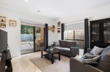 https://images.listonce.com.au/custom/160x/listings/5-powers-street-mernda-vic-3754/740/01370740_img_05.jpg?IFvhtICQ8M8