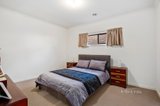 https://images.listonce.com.au/custom/160x/listings/5-powers-street-mernda-vic-3754/740/01370740_img_07.jpg?9oP0t3JPkak