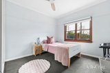 https://images.listonce.com.au/custom/160x/listings/5-pride-avenue-hamlyn-heights-vic-3215/741/01952741_img_12.jpg?yoAxhgc5JyU