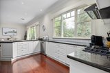 https://images.listonce.com.au/custom/160x/listings/5-queens-road-sorrento-vic-3943/675/01701675_img_06.jpg?Fh3585hNk6I