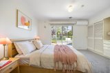 https://images.listonce.com.au/custom/160x/listings/5-raven-court-oakleigh-south-vic-3167/486/01601486_img_06.jpg?LMUJrtmI1Jc