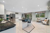 https://images.listonce.com.au/custom/160x/listings/5-raymond-elliot-court-park-orchards-vic-3114/650/01581650_img_07.jpg?E2WYIzLjPKI