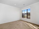 https://images.listonce.com.au/custom/160x/listings/5-rayworth-way-miners-rest-vic-3352/193/01937193_img_05.jpg?vDmsIl6Hkvk