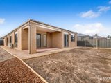 https://images.listonce.com.au/custom/160x/listings/5-rayworth-way-miners-rest-vic-3352/193/01937193_img_07.jpg?zSj2fFQjwqI