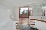 https://images.listonce.com.au/custom/160x/listings/5-redmill-court-lilydale-vic-3140/952/01935952_img_03.jpg?VAypJta9g2A