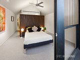 https://images.listonce.com.au/custom/160x/listings/5-reed-street-albert-park-vic-3206/079/01088079_img_06.jpg?wgv3d9C2rAg