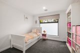 https://images.listonce.com.au/custom/160x/listings/5-rene-court-montrose-vic-3765/409/01733409_img_14.jpg?javnadDcFBI