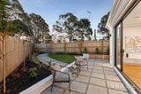 https://images.listonce.com.au/custom/160x/listings/5-robin-hood-court-doncaster-east-vic-3109/913/01913913_img_14.jpg?6M43DGZ9y0E