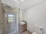 https://images.listonce.com.au/custom/160x/listings/5-rockbank-walk-armstrong-creek-vic-3217/832/01966832_img_02.jpg?7EstgJipm14