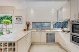 https://images.listonce.com.au/custom/160x/listings/5-rose-street-richmond-vic-3121/727/01359727_img_04.jpg?LDq8733U3HA