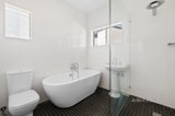 https://images.listonce.com.au/custom/160x/listings/5-rosebud-parade-rosebud-vic-3939/508/01572508_img_08.jpg?3rgvVA2fJm8