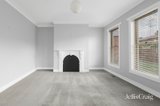 https://images.listonce.com.au/custom/160x/listings/5-rosewood-court-mount-helen-vic-3350/758/01907758_img_08.jpg?_hMBxG9YNqU