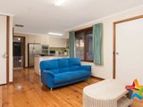 https://images.listonce.com.au/custom/160x/listings/5-ross-pincott-drive-mooroolbark-vic-3138/608/01524608_img_08.jpg?x_jlKj9545s