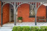 https://images.listonce.com.au/custom/160x/listings/5-rothesay-avenue-elwood-vic-3184/518/01988518_img_18.jpg?l5ulpRGsKsw