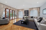 https://images.listonce.com.au/custom/160x/listings/5-sagan-court-glen-waverley-vic-3150/169/00723169_img_04.jpg?R1QURMYJPDs